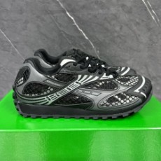 보테가 베네타 오르빗 스니커즈